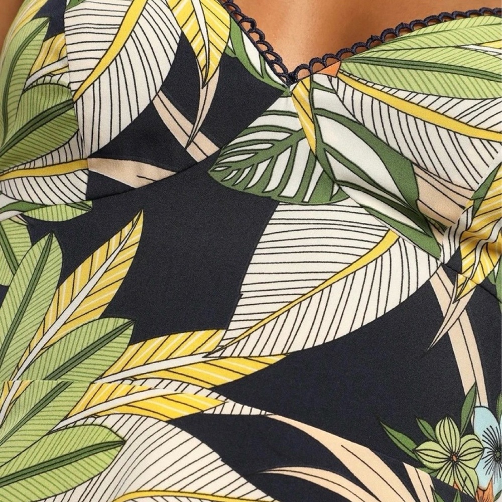 Lulu's Tropical Dress - Picture 6 of 11